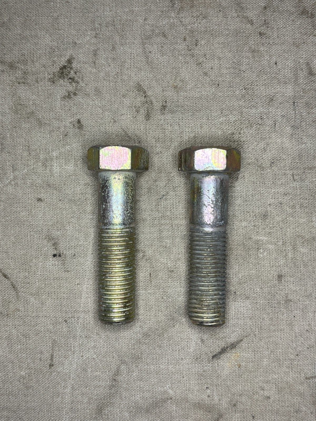 (2) EA FIGHTING VEHICLE A3 MS90727-90 HEXAGON HEAD SCREW 165285 5305-00-709-8540