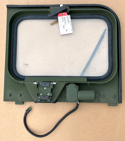 M1161 GROWLER ITV-LSV FRONT WINDSHIELD HALF WITH MOTOR 43016400 2510-01-605-2532