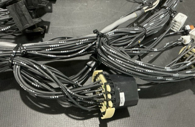 Branched Wiring Harness 3362104 NSN 6150-01-505-1946 - photo 4