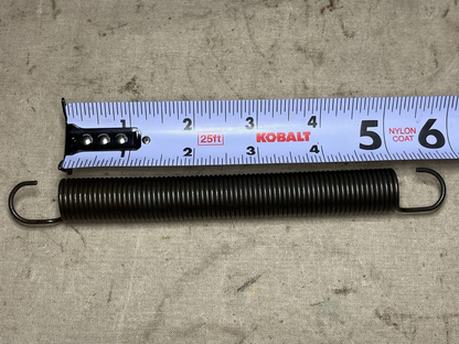 M939 M-916A1, M-915 SERIES 10938295 EXTENSION HELICAL SPRING 5360-00-941-8684