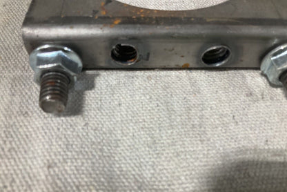 HMMWV M998 2 PLAIN U BOLT CLAMP, LOOP  12338343-1 5584414  5340-01-212-3553