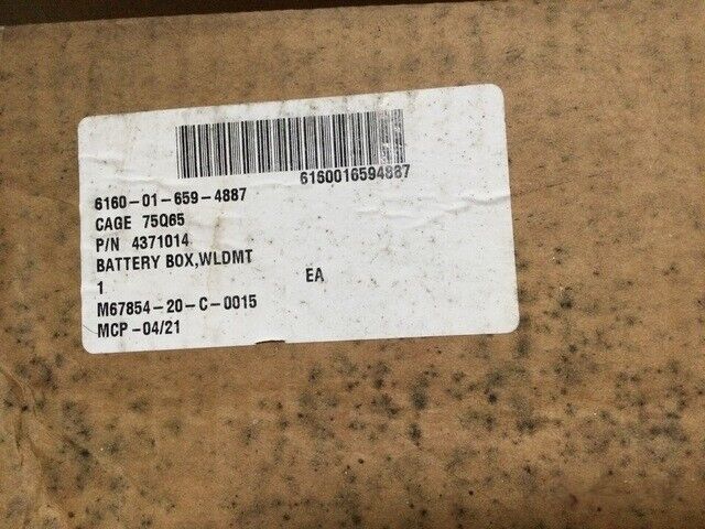 (1) GENUINE FIRE FIGHTING TRUCK OSHKOSH 4253345 BATTERY BOX 6160-01-659-4887