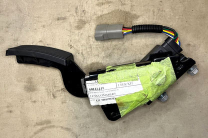HEAVY DUTY MANUAL CONTROL LEVER, PEDAL ACCELERATION KIT 6976915 3040-12-345-9395