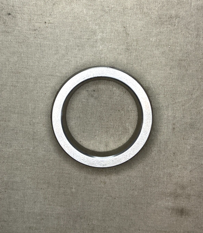 NEW CUSHION SLEEVE 690668B 120871B 5365015937523 5365-01-593-7523