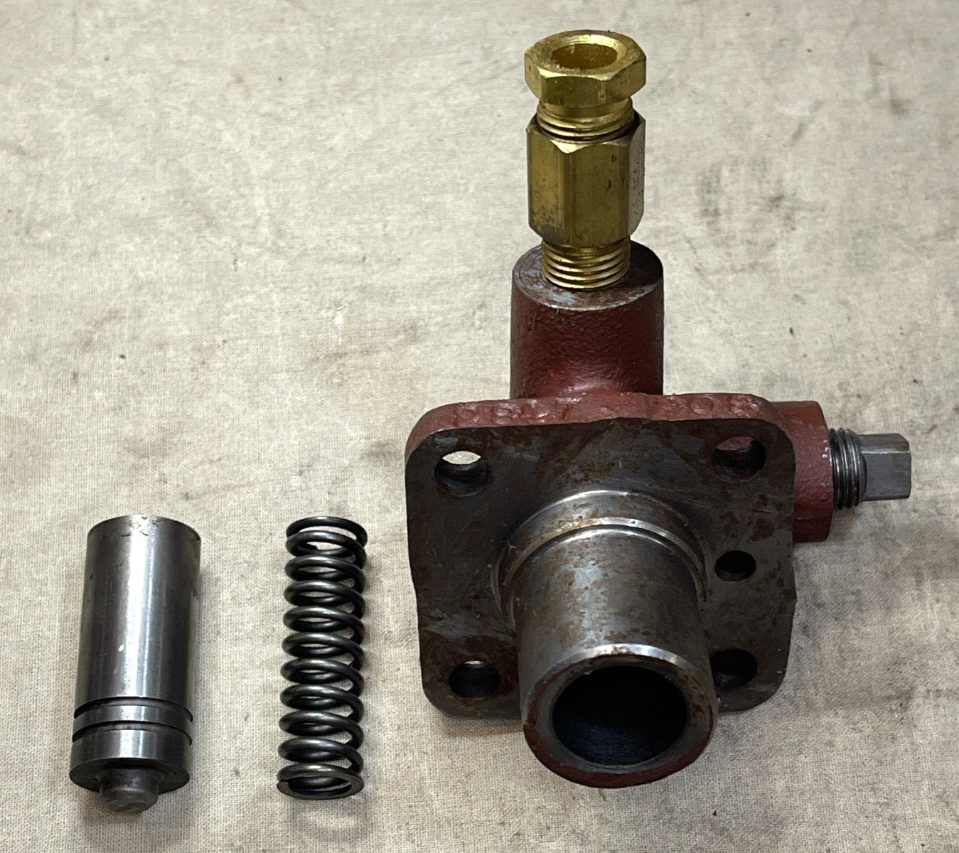 AM GENERAL 2.5 & 5 TON RECIPROCATING PUMP 11621137 10865346 4320-00-808-7379