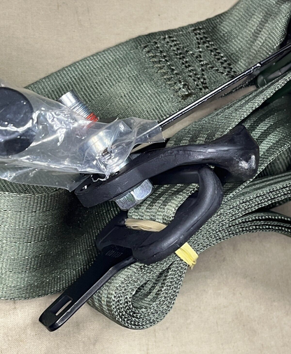 FMTV GENUINE IMMI 12414339 VEHICULAR SAFETY SEAT BELT F08569 2540-01-364-4622