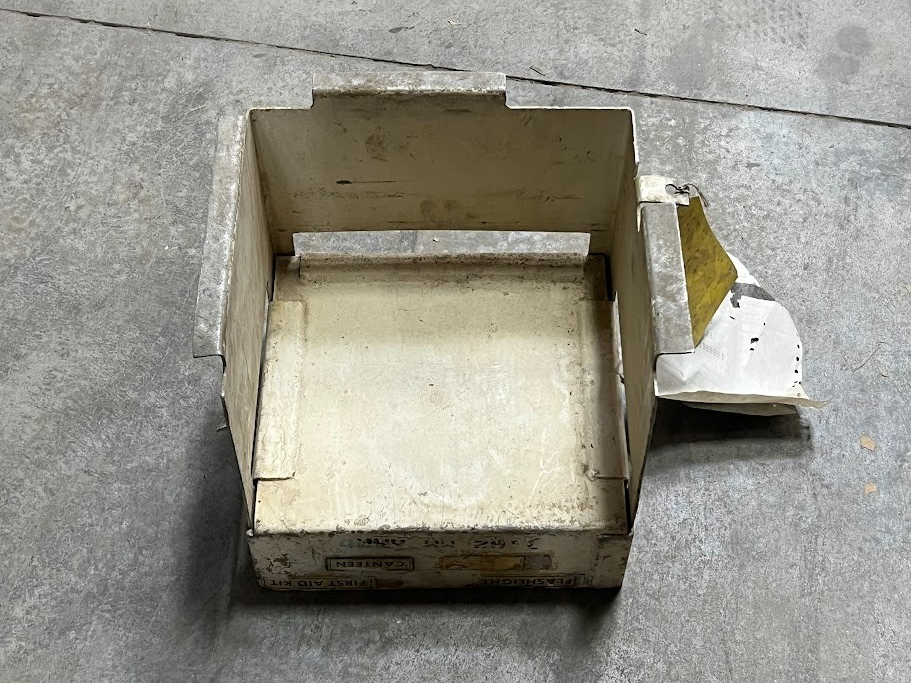 Stowage Box 12280605 NSN 2540-01-072-4521 - photo 3