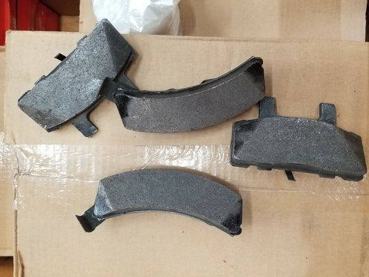 Semi Metallic General Motors Chevrolet Astro / Cadillac DeVile Disc Brake Shoes