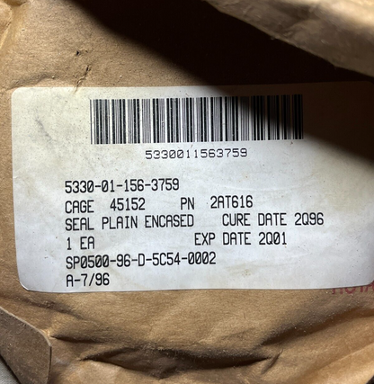 HEMTT M977, M978, M983 DANA 113515 INPUT OUTPUT OIL SEAL 2AT616 5330-01-156-3759