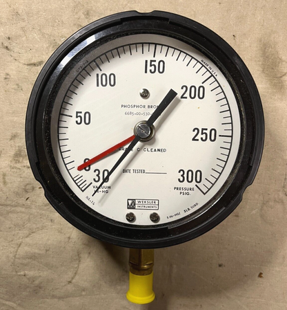 COMPOUND PRESSURE-VACUUM GAUGE NA14-PCG4-LWCX 5IN-HG/5LB 6685-00-530-0373 NOS