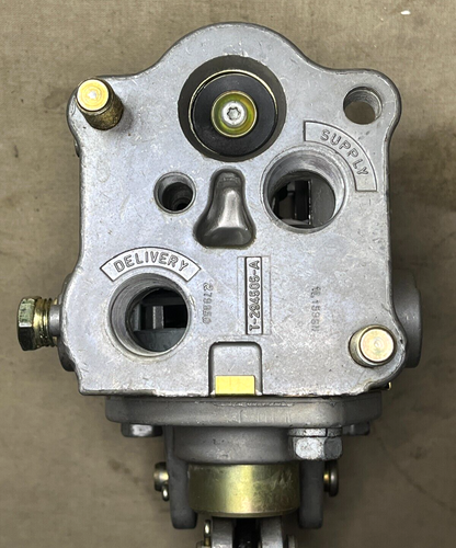 BENDIX 279951N - E-5 SINGLE CIRCUIT FOOT BRAKE VALVE 279950 4820-00-158-1220