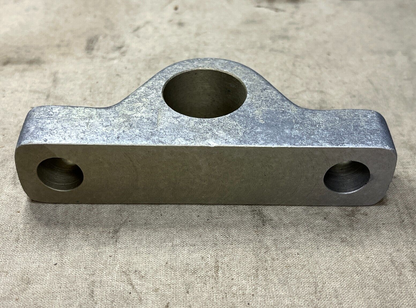 M-113A1, M-113A2 TANK 10886486 ROTATING SHAFT EYE BRACKET 3040-00-412-1981 NOS