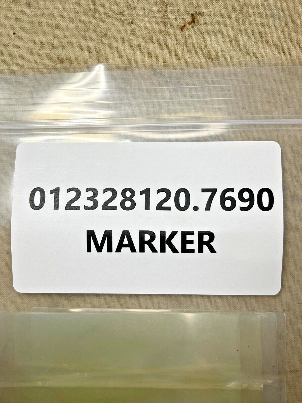 MILITARY M548, M548A1 6 TON 3M 12349597 IDENTIFICATION MARKER 7690-01-232-8120