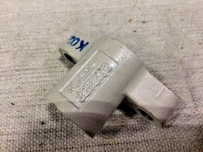 GENUINE MILITARY OSHKOSH 3252192 PILOT, ABS SENSOR VEHICULAR COMPONENTS BRACKET