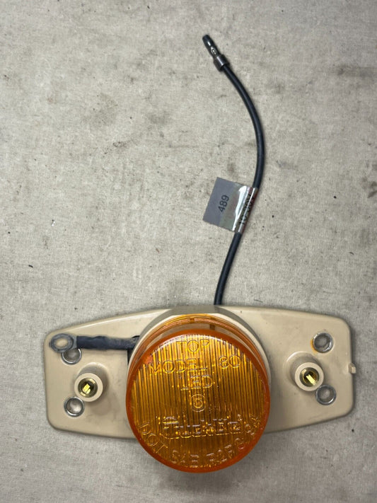 TRUCK-LITE 07431 12V 24V FRONT YELLOW LIGHT LED EMITTING DIODE 6210-01-633-1645