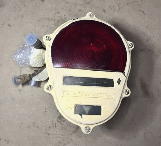 M998 HMMWV (HUMVEE) MS52125-2 LED TAIL LIGHT TAN 11614157 6220-01-093-4439 NOS