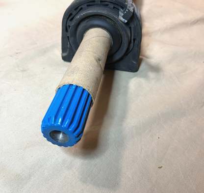 HMMWV Hummer 914202-1524 FRONT PROPELLER 28" DRIVE SHAFT 5591805 2520012003097