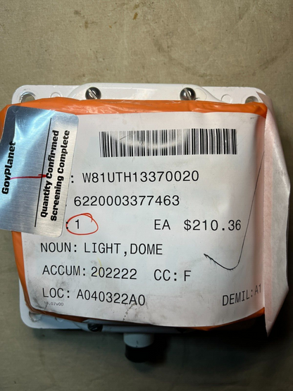 HIMARS, MLRS MIL-L-45068 24V DOME LIGHT, HEADLIGHT 7064671 6220-00-337-7463 NOS