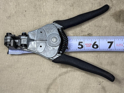 IDEAL MIL 16878 HAND SHIELDED CLACK WIRE STRIPPER 5110-01-595-0341