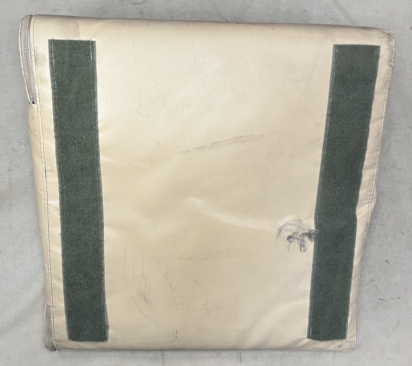 PADDED USGI MILITARY SURPLUS VEHICULAR SEAT CUSHION W/ VELCR0 2540DSCUSHION NOS