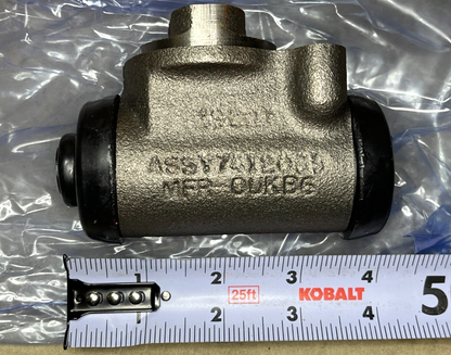 2.5TON M135 M200 SERIES WHEEL HYDRAULIC BRAKE CYLINDER ASSEMBLY 2530-00-741-2065