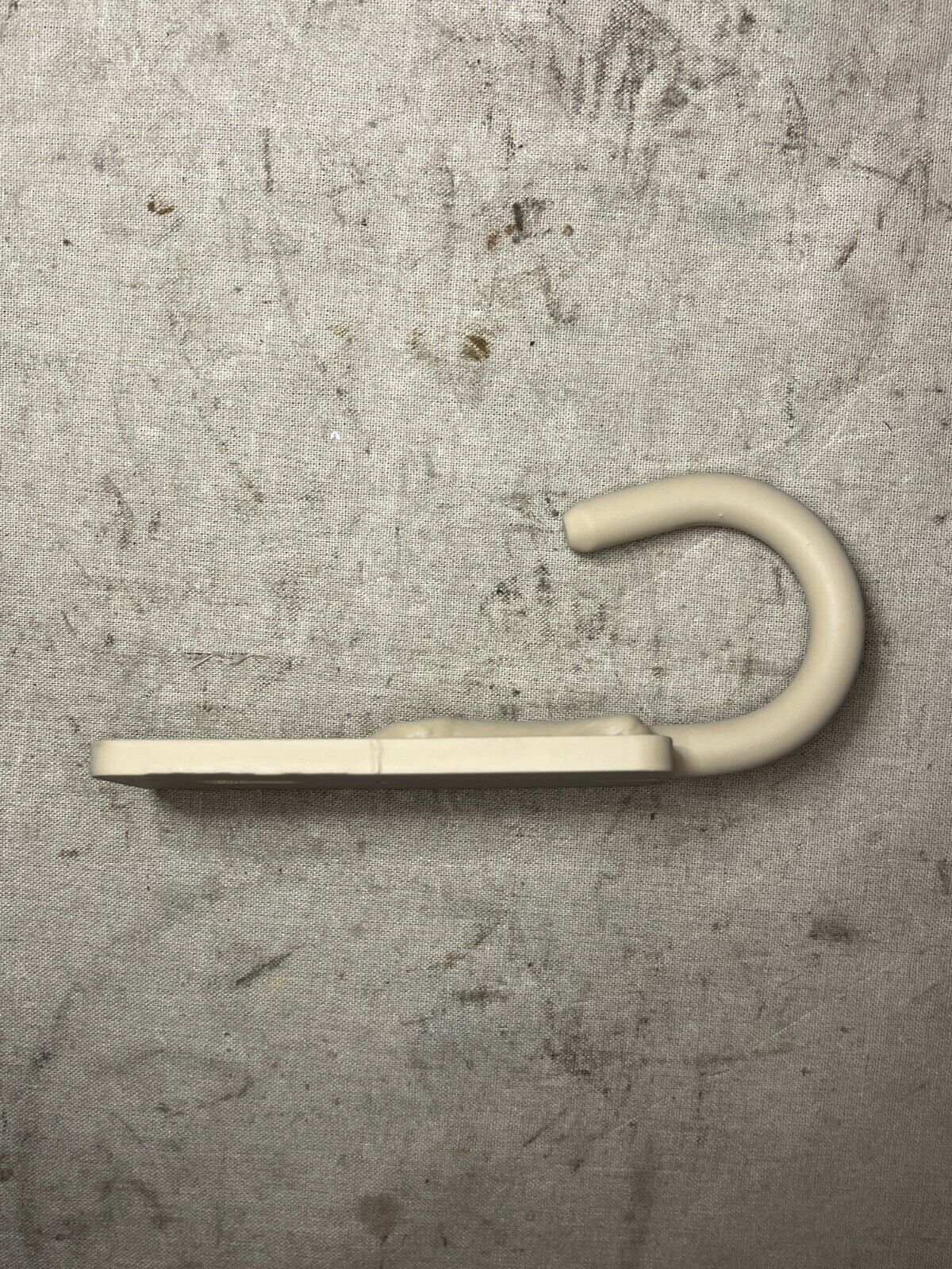 MRAP MAXXPRO DION DEFENSE 3917663C1 SUPPORT HOOK PEGBOARD ASSY 5340-01-647-4321