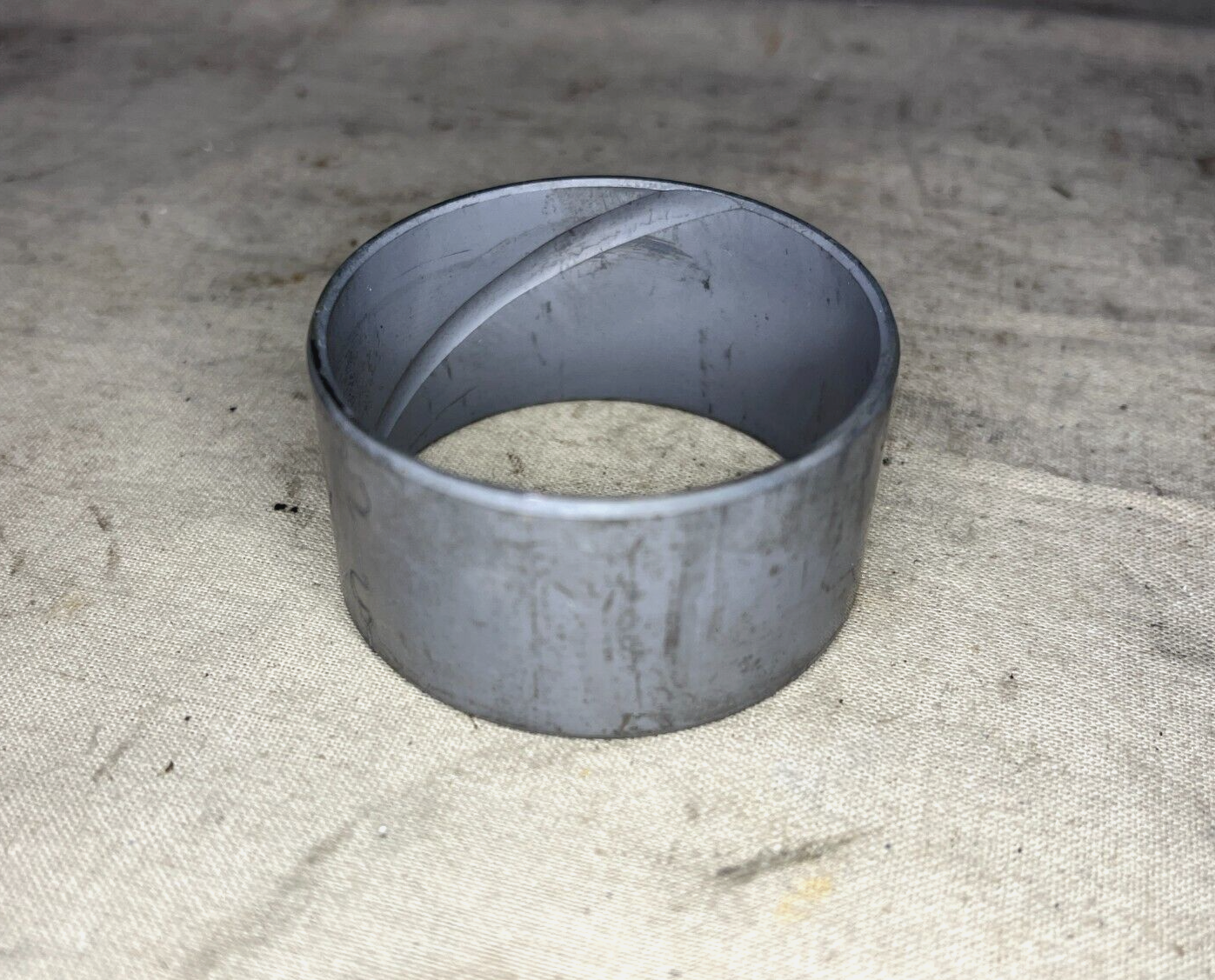 M-113A1 M-113A2 M-113A3 02170 SLEEVE BEARING 1284042 6774354 3120000156607 NOS