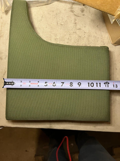 MILITARY FMTV 12505988-001 HEAD PAD COMMUNICATION STORAGE RACK 2590-01-573-3937