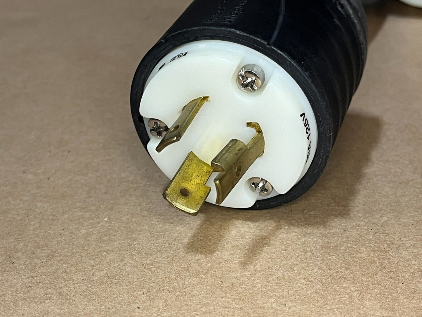 POWER DISTRIBUTION BOX: Alaska Structures AK1626-EL-DB