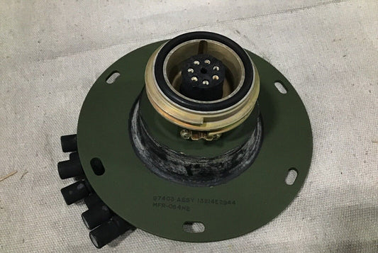 M9 ARMORED COMBAT EARTHMOVER 13214E2944 BASE HEADLIGHT MOUNTING 2590-01-189-6404