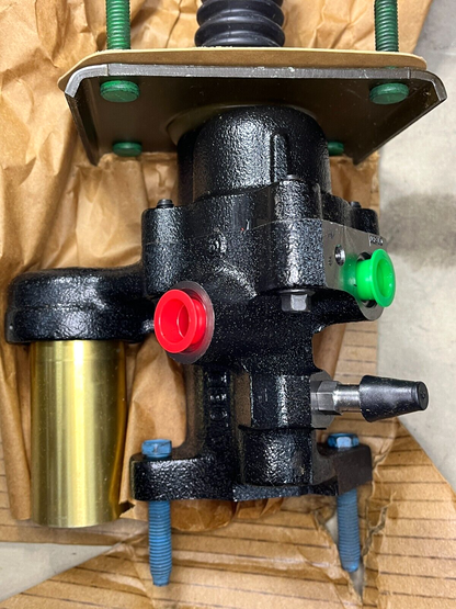 HMMWV M998 BRAKE BOOSTER CYLINDER ASSEMBLY KIT WITH HARDWARE 2530-01-568-8843