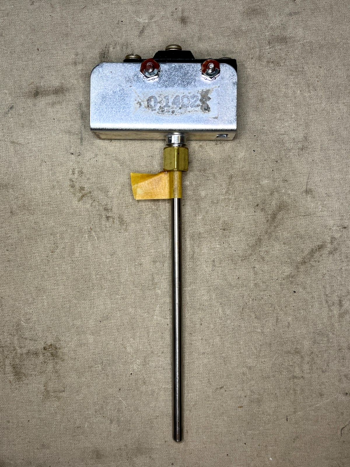 HEMTT BFVS AVLB Q-1402 SENSITIVE SWITCH FLAME 8376101 B-4275G2 5930-00-475-5537