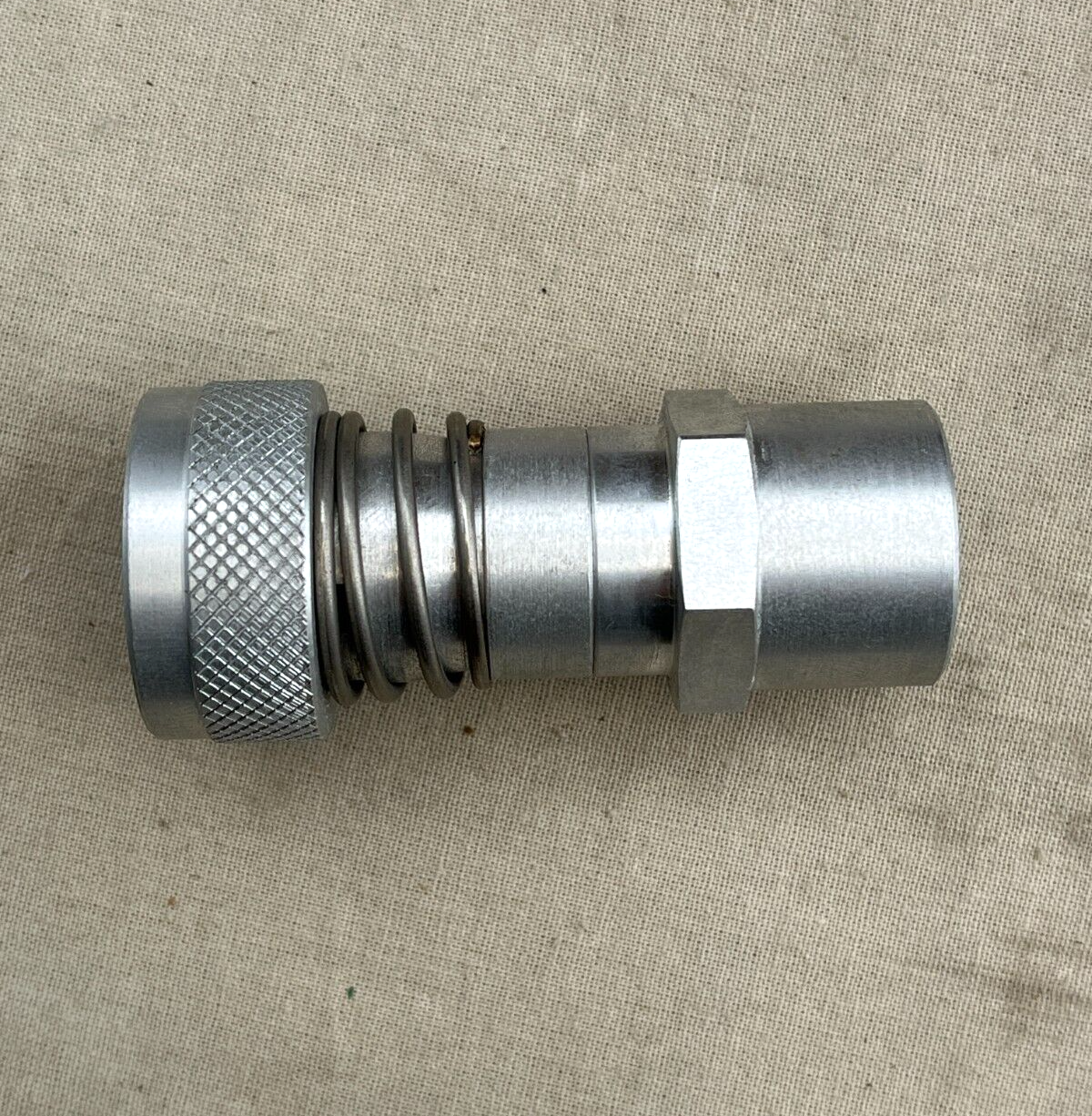 M60, M60A1 & M48A5 TANK 8711315 SELF SEALING SOCKET P-1811H 4730-00-714-5175