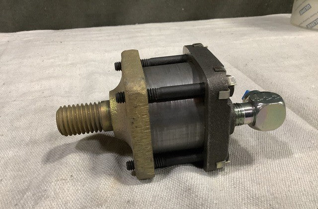 Interlock Cylinder A3261D290 NSN 2520-01-134-0899 - photo 3