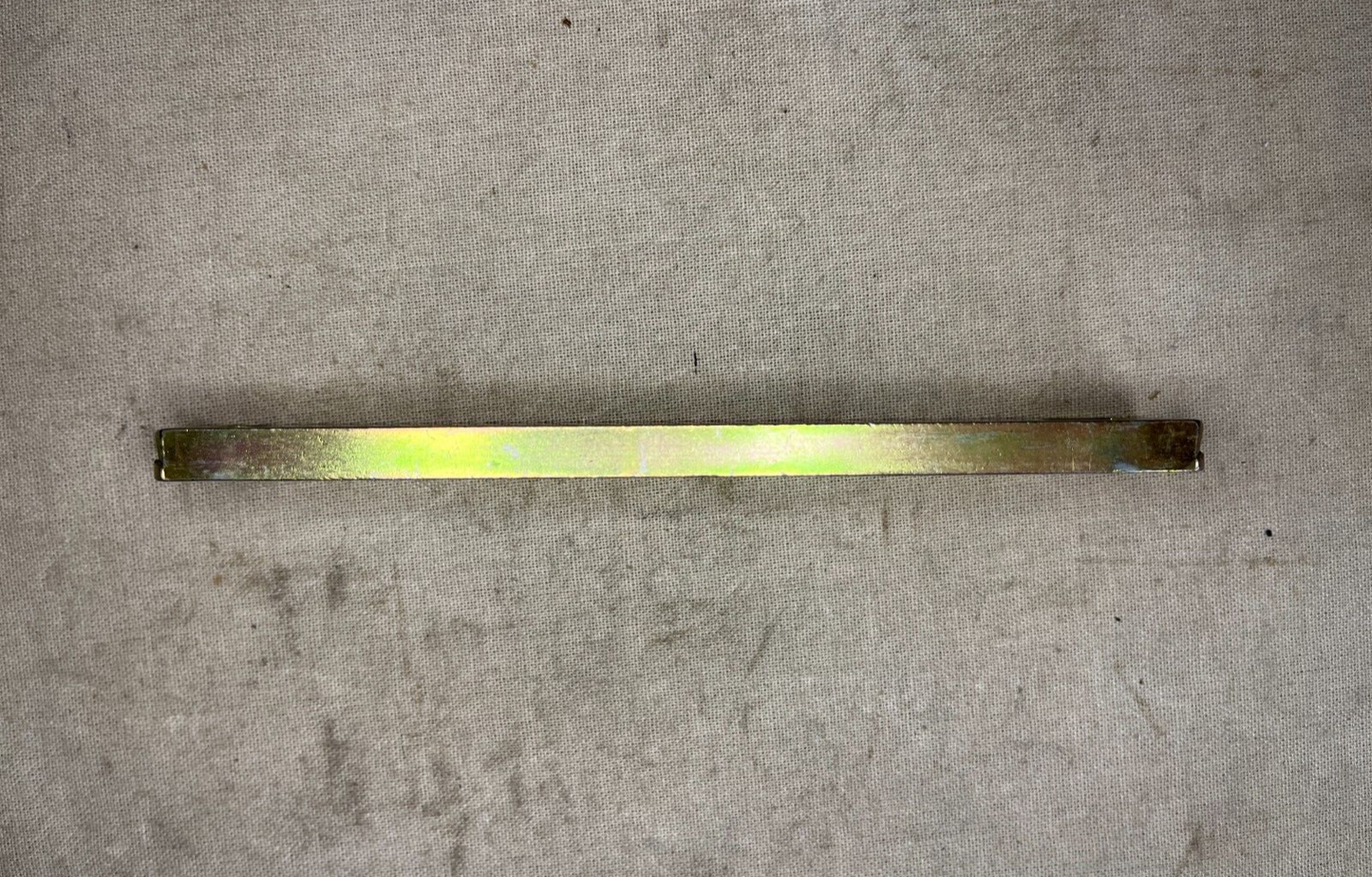 LOADER SCOOP 1-421-900-052 REMOTE CONTROL LEVER PIN 3040-01-192-5690 NOS