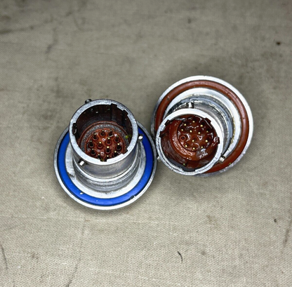 GENUINE ST5M1350B2PM 50325 ELECTRICAL RECEPTACLE CONNECTOR NSN 5935-01-026-2237