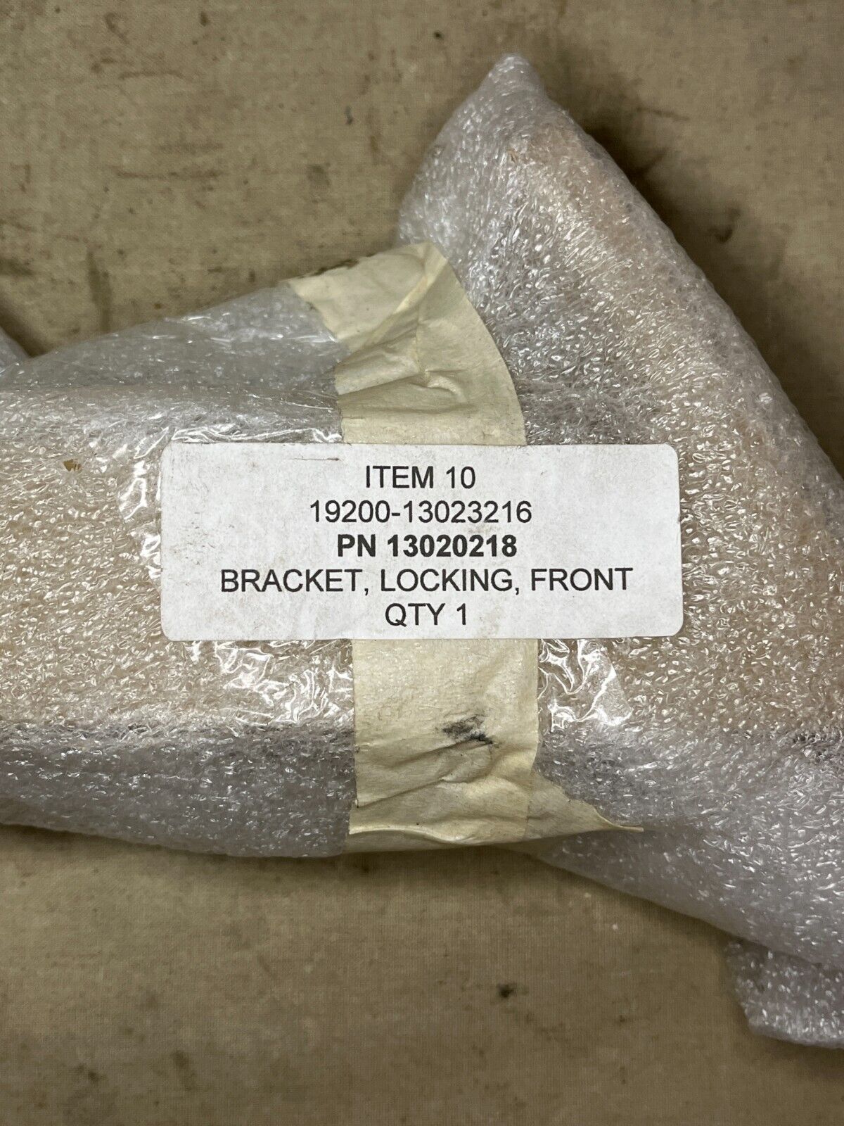 NEW MILITARY M551 TANK 13020218 FRONT BRACKET MOUNTING LOCKING 5340-01-589-7304