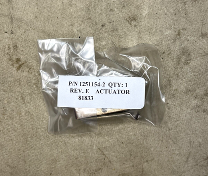 AIRCRAFT B-1B, A-10 1251154-2 SWITCH ACTUATOR ADAPTER 5930-01-196-9059 NOS