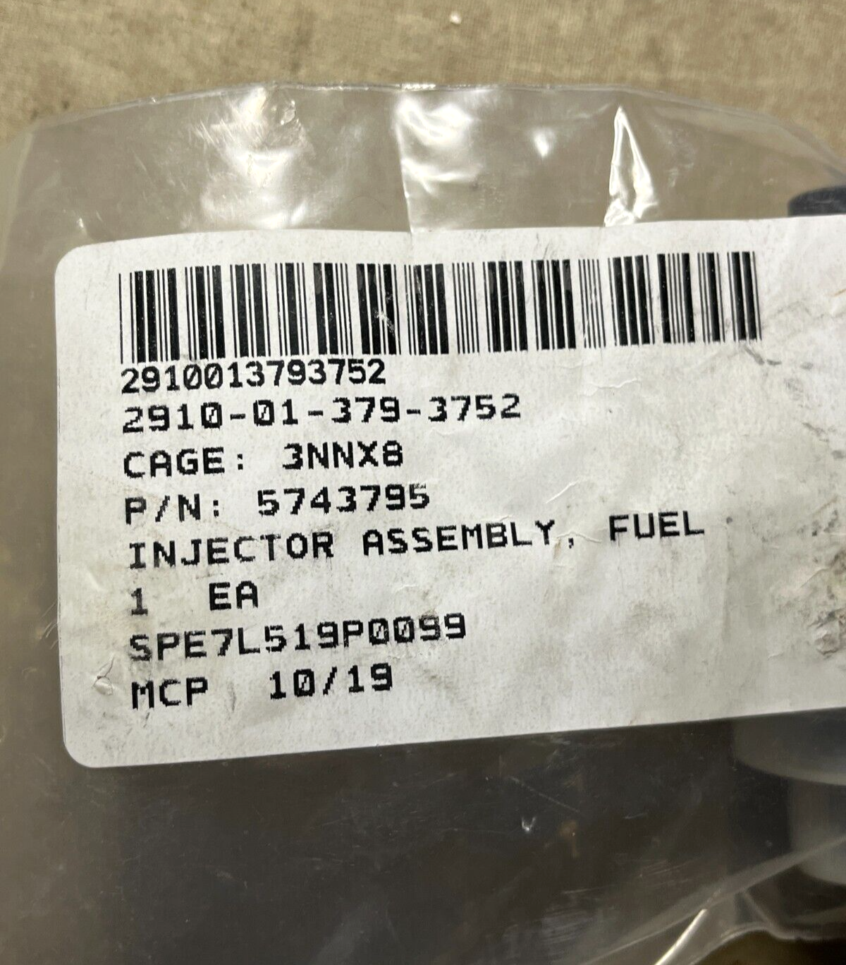 HMMWV AMG BOSCH FUEL INJECTOR ASSEMBLY MODEL BOC 20PA 5743795 2910-01-379-3752