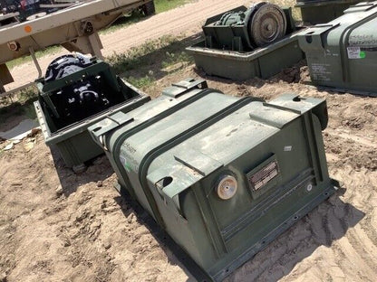 MILITARY HEMTT TRUCKS 5705738 TRANSMISSION W CONTAINER 2520-01-257-3880 M977