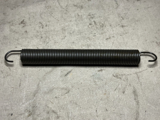 M939 M-916A1, M-915 SERIES 10938295 EXTENSION HELICAL SPRING 5360-00-941-8684