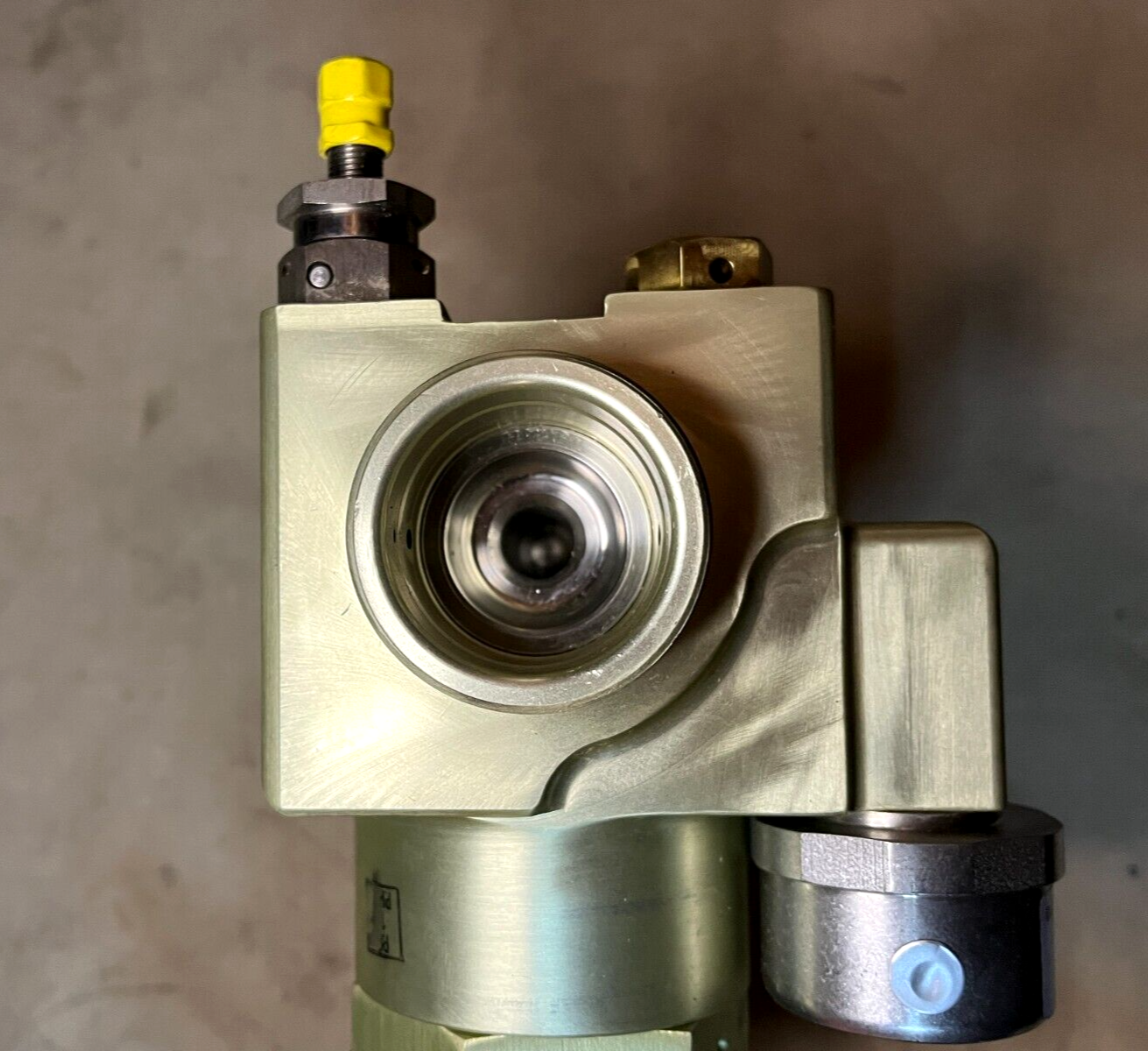 KIDDE DUAL 446958-2 SPECTRUM FIRE EXTINGUISHER VALVE 61423 4210-01-567-0705 MRAP