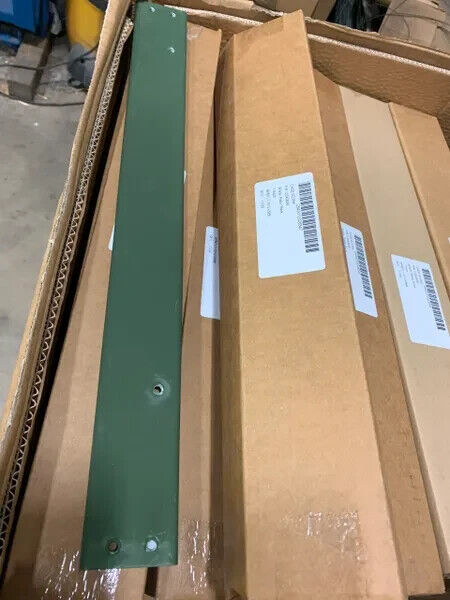 HMMWV HUMMER H1 M998 BRACE,RADIO RACK ASSY 12340638 5588101 2540-01-202-8547