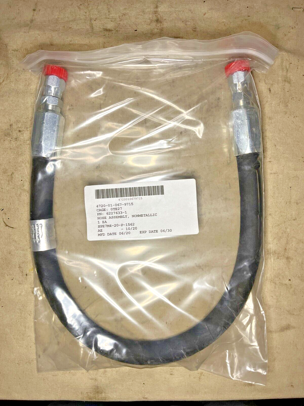 ASSAULT AMPHIBIOUS VEHICLE 6227633-1 NONMETALLIC HOSE ASSEMBLY 4720-01-067-9715