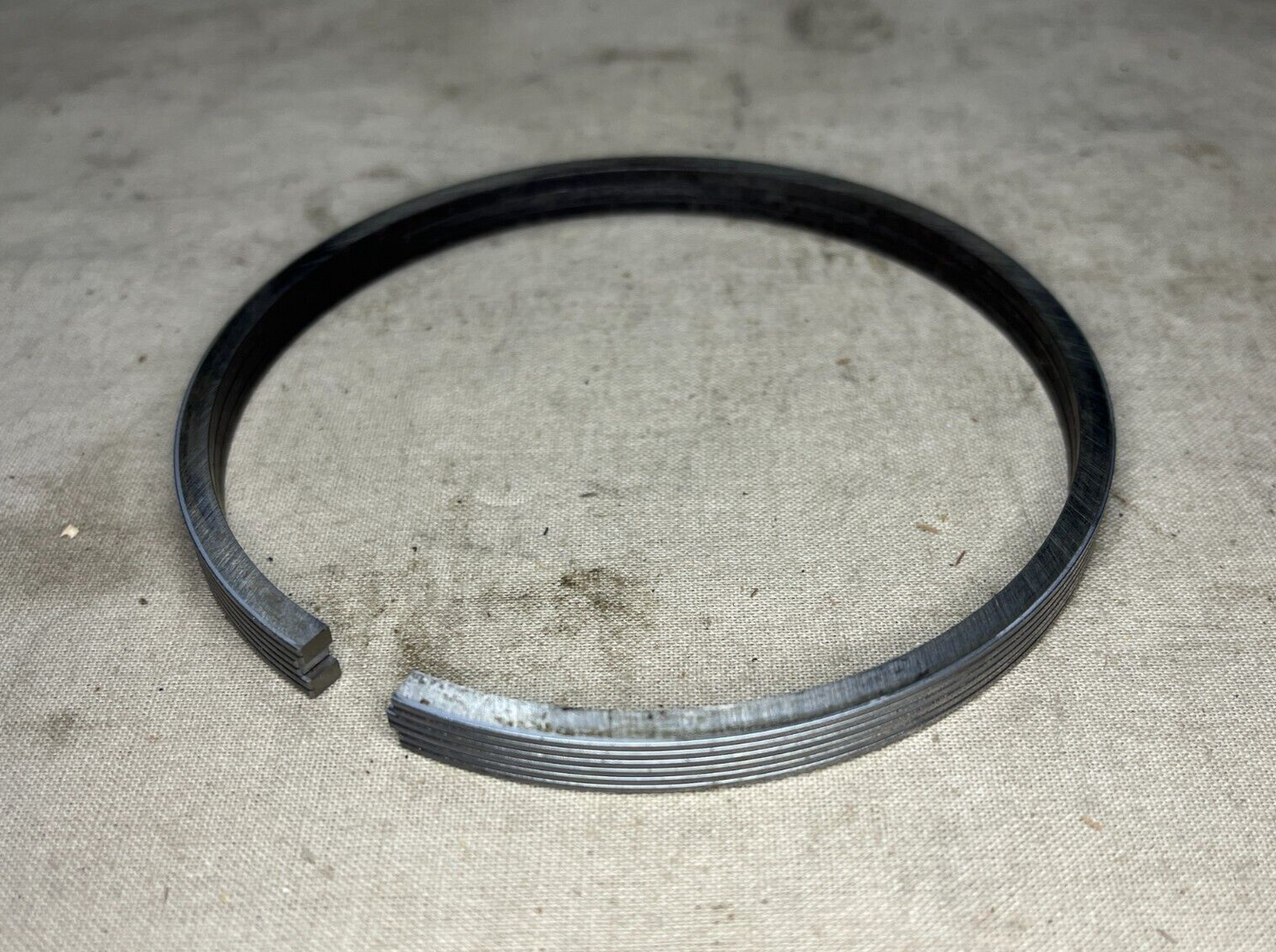 GENUINE M-113A1 M-113A2 KORODY K5198901 PISTON RING SET 5198901 2815-00-890-5019