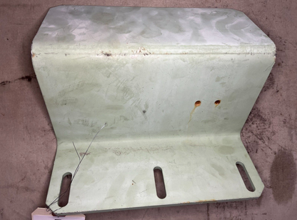 M551 SHERIDAN, BFVS TANK 12535654 DOUBLE ANGLE BRACKET 5340-01-588-0223 NOS