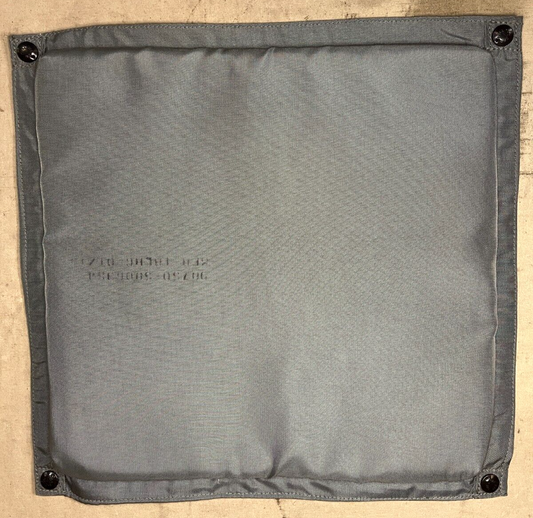 AIRCRAFT T-37 53C6710 PARACHUTE HARNESS BACK PAD 58D6354 1670-00-687-9780