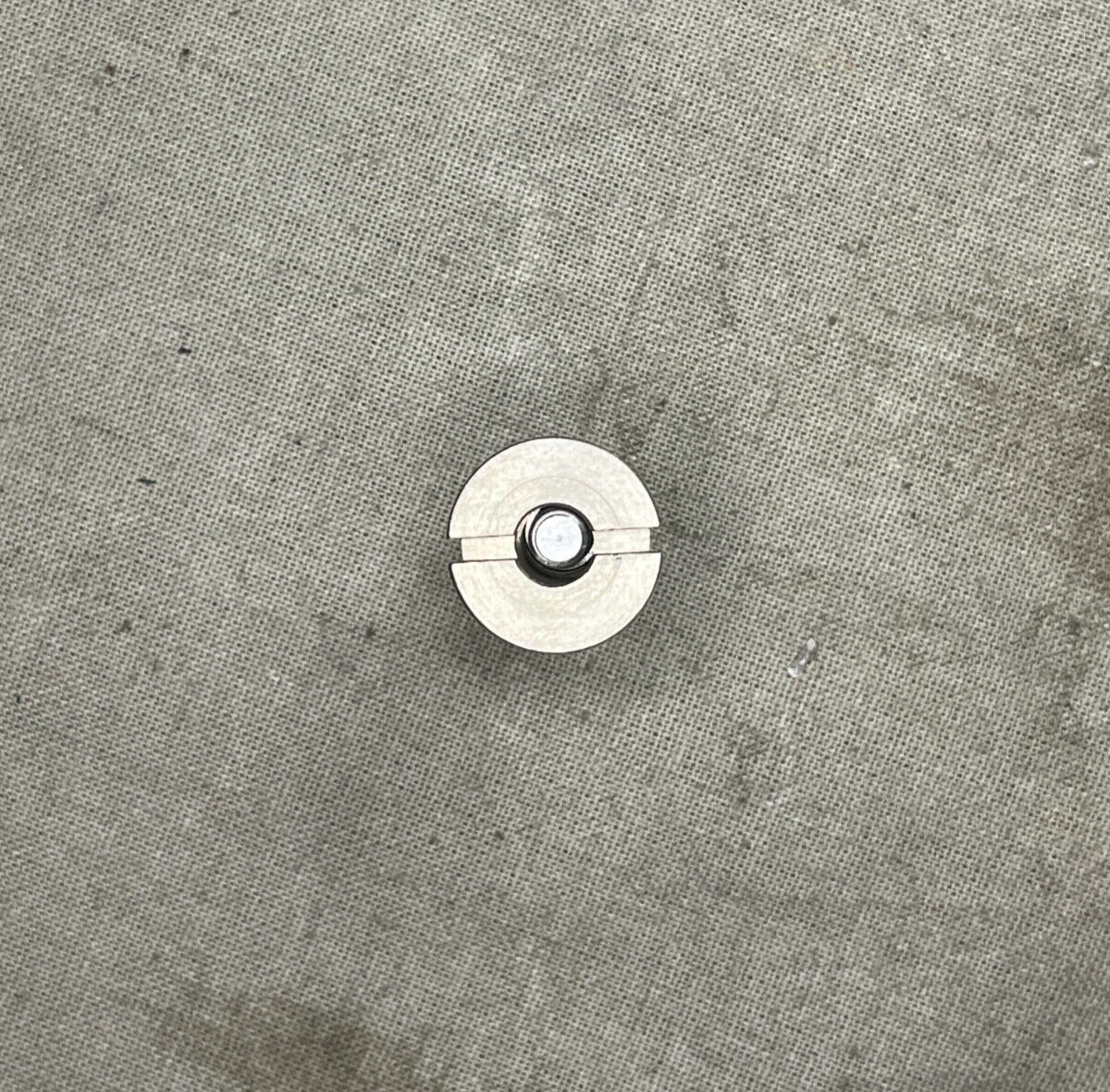 HELICOPTER 79760311-001	PANEL SCREW ASSEMBLY FASTENER 5305-01-527-7583