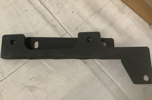 HMMWV M1151 M1152 M1167 LATE STYLE RH BRACKET C PILLAR  6042026 2590-01-569-9469