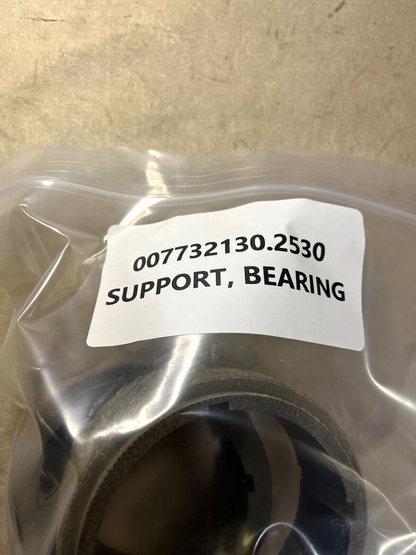 M548 & M548A1 10875366 ROAD WHEEL ARM BEARING SUPPORT 12381756 2530-00-773-2138